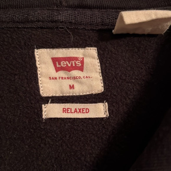 🍂3 for $15🍂 Classic Black Levi’s Hoodie - Picture 2 of 4